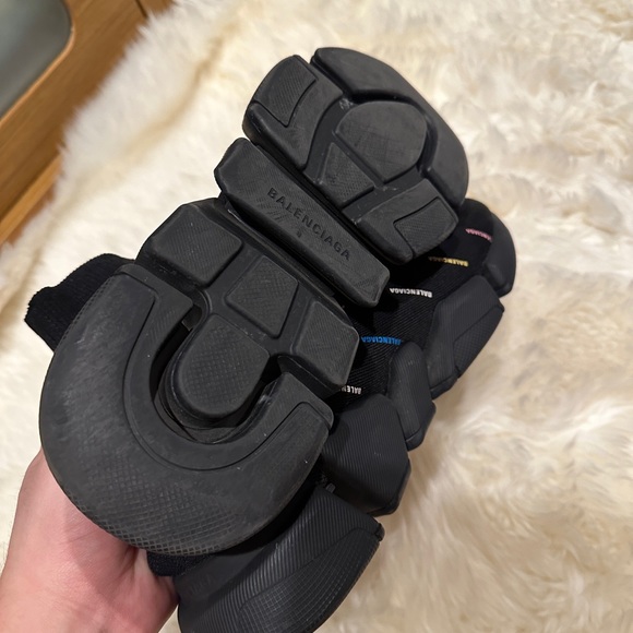 Balenciaga Speed with Multicolor Print - Picture 2 of 3